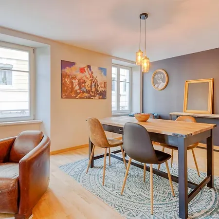 Maison De L'arsenal *